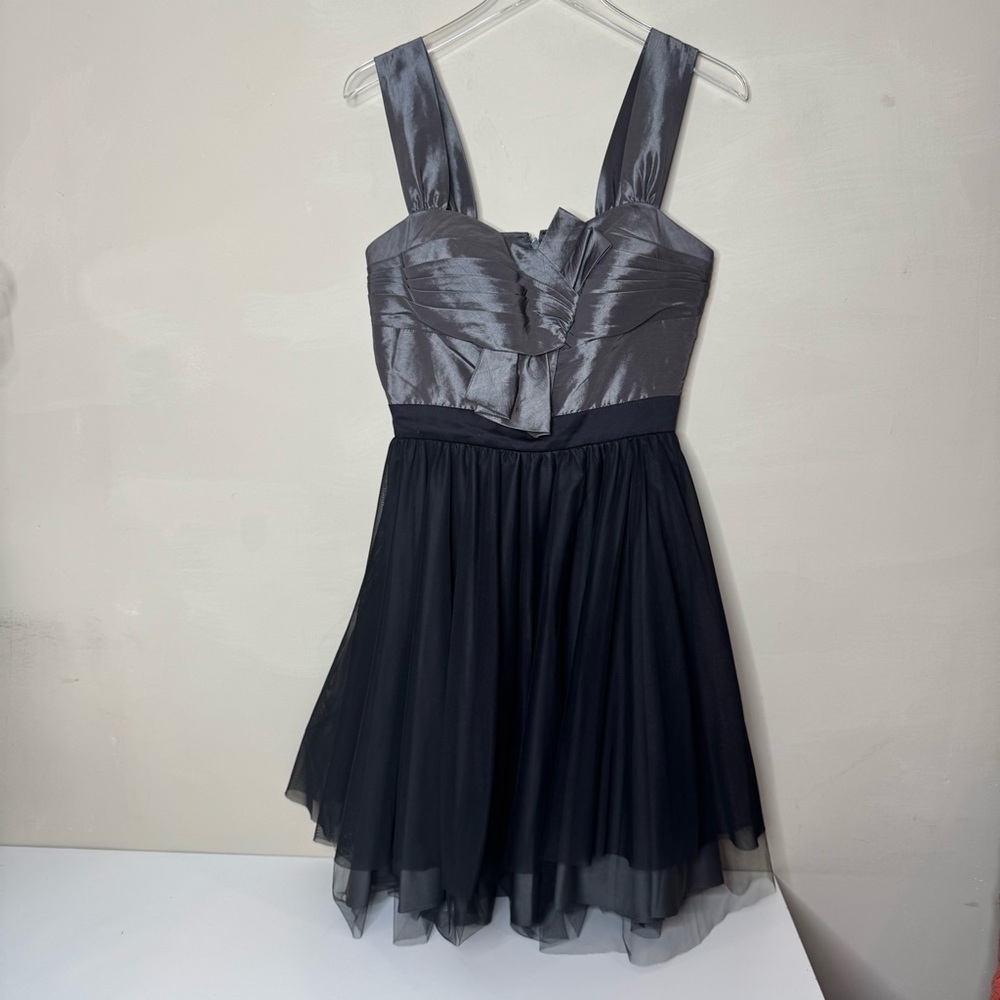 MAX and CLEO dress Size 8 Formal Prom Silver Gray Tulle Skirt Black
